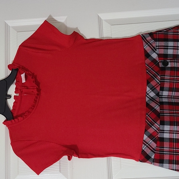 Red girls dress - Picture 2 of 3